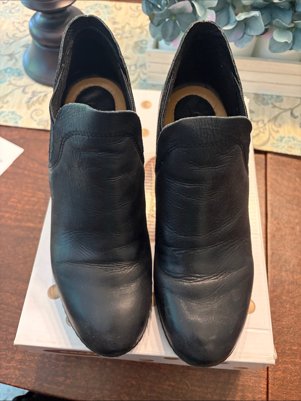 Earth Women's Black Leather Slip-On Shoes
